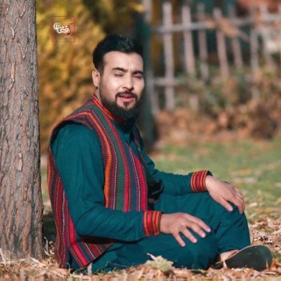 ایمل امینی دخترک